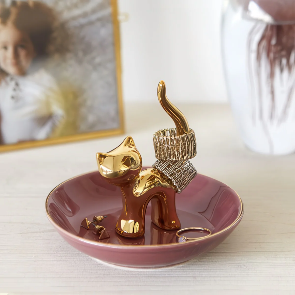Gatto Ring Holder Gold - Image 2