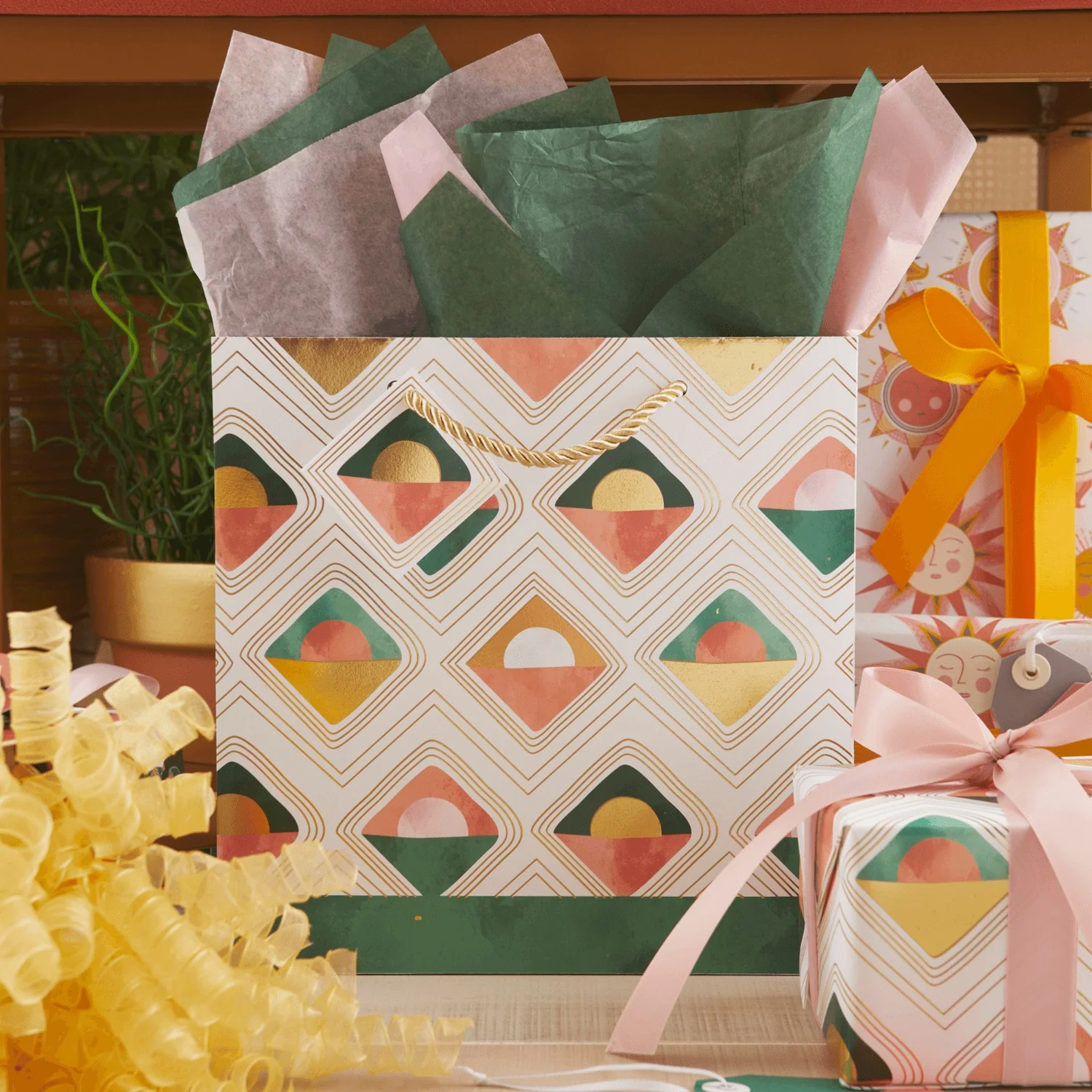 Sunset Tiles Medium Gift Bag - Image 2